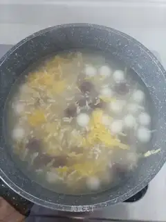 Wine and soup