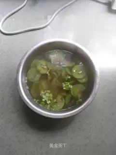 Spade pickle soup