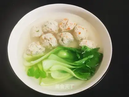 Chickenball soup
