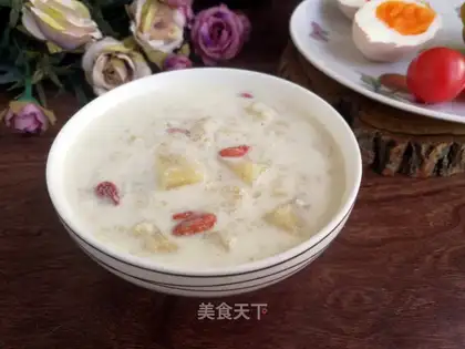 Apple milk oatmeal