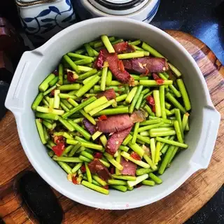 Ham and garlic