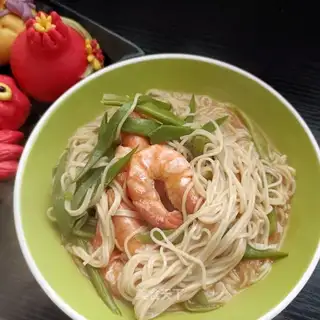 Bean to shrimp noodles