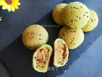 Spam pine potato buns
