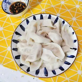 Lamb carrots and dumplings