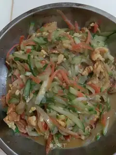 Eggs, red and green