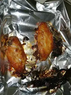 Roasted garlic chicken wings