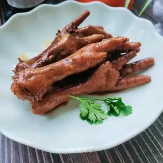 No water chicken claws