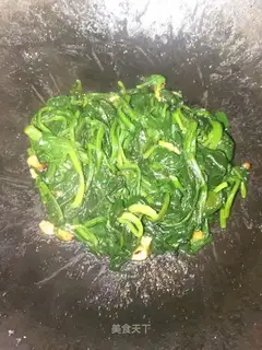 Scrambled spinach