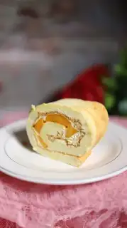 Mango cake rolls
