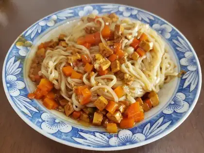 Carrot tofu noodles
