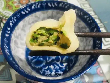 Five-flower omelet soup