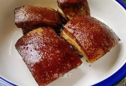 Flaming meat