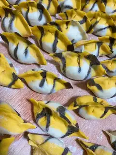 Tiger-skinned dumplings