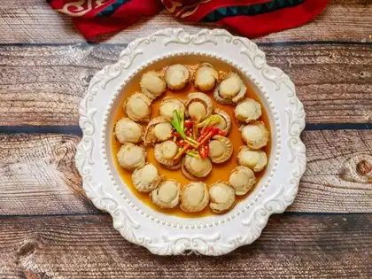 Oiled scallops