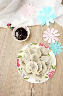 Onion onions, mushroom dumplings
