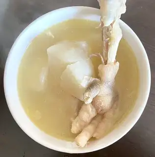 Claw claw radish soup