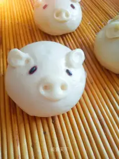 Cartoon pig