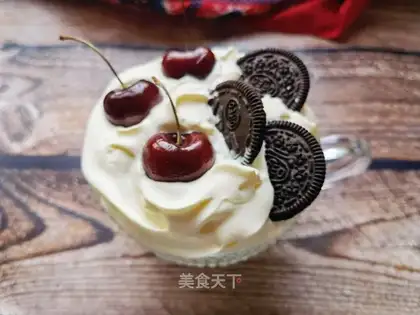 Olio's cream sour cup