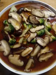 The eggs of the vegetables and the tofu