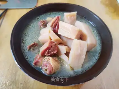 Chicken Lotus soup