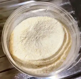 Homemade garlic powder