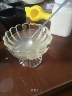 Honey lemonade