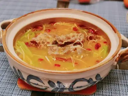 Sour soup, fat cow