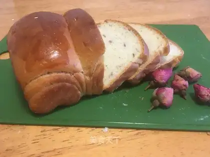 Rose toast