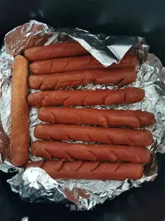 Air-cracked ham sausage