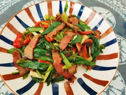 Garlic meat