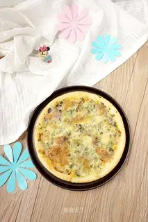 Onion mustard pizza