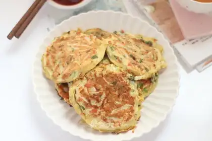 Eggcakes with carrots