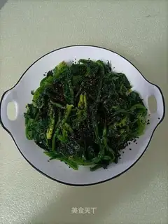 Black sesame spinach