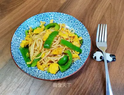 Pyramid duck egg noodles
