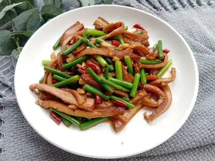 Garlic fried oxen