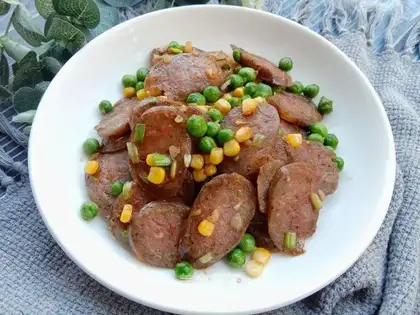 Corn green bean fried sausage