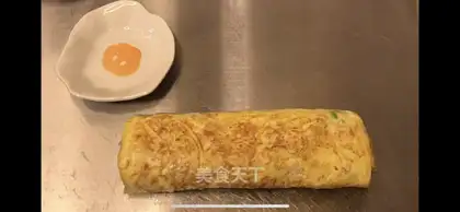 Smacked ham egg rolls
