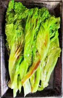 Hot lettuce