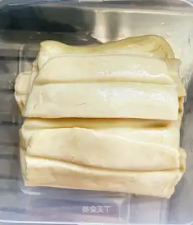 Pants with noodles