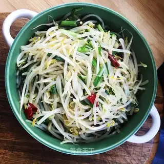 Jealousy bean sprouts