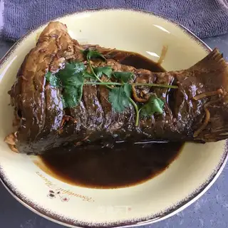 Sugar vinegar and fish tails