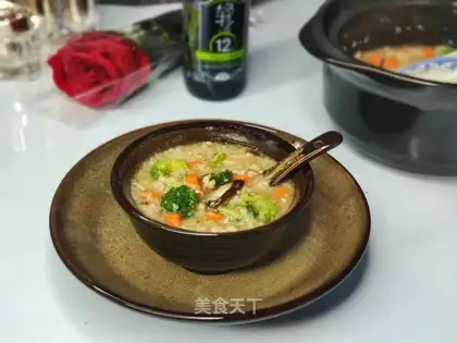 Meat and vegetable porridge