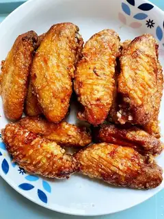 Japanese fried chicken wings