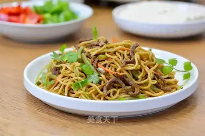 Beef bean noodles