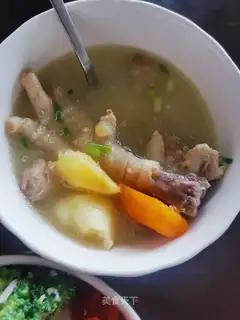 Quinoa potato chicken soup