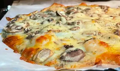 Seafood mushroom pizza