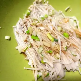 Onion oil