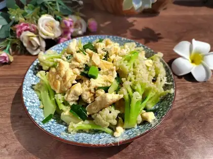 Pineball fried eggs