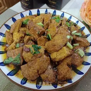 The onions burn old tofu