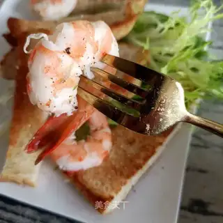 Shrimp curd salad